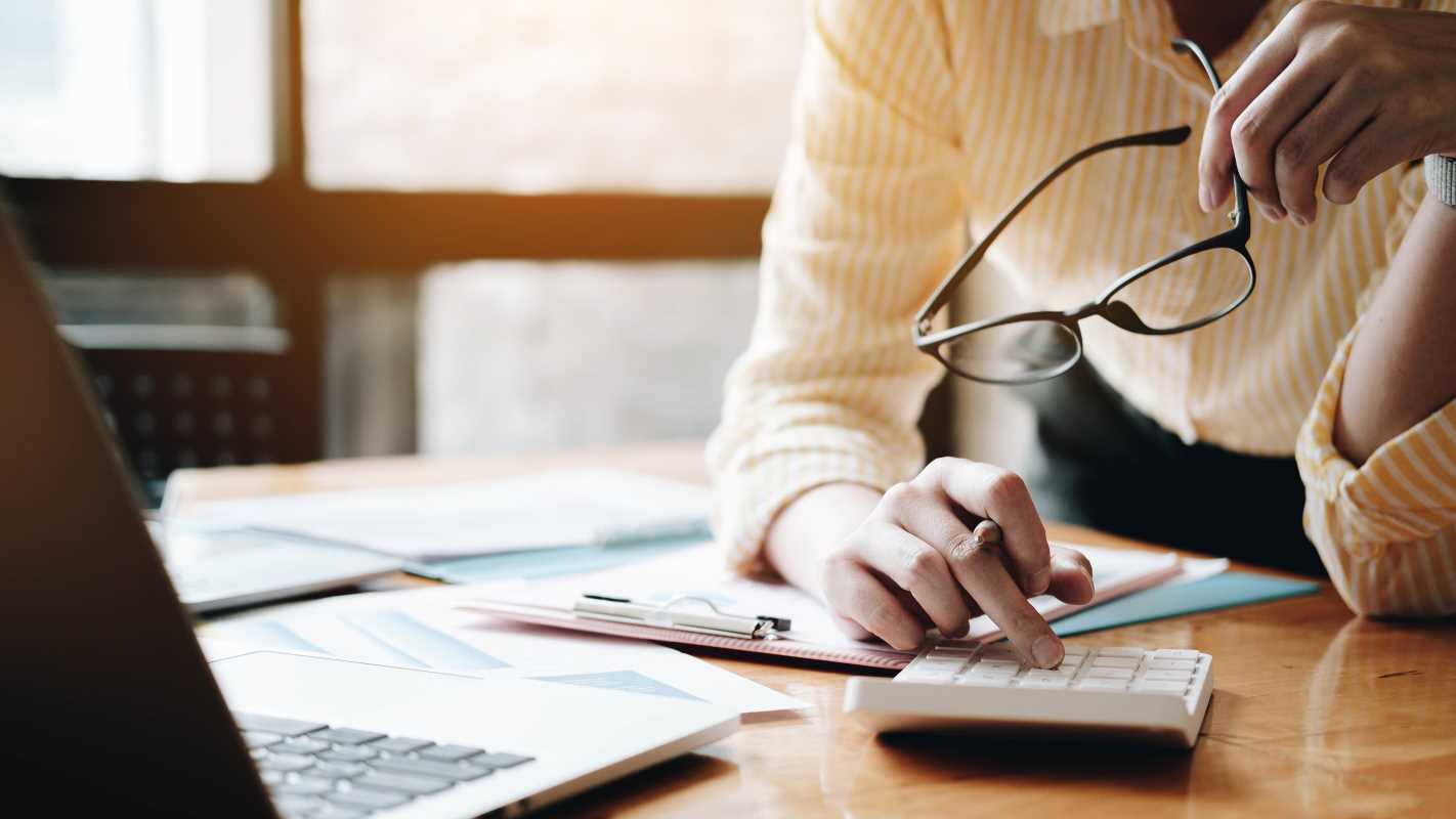 7 Powerful Tax Optimization Moves for Self-Employed Professionals